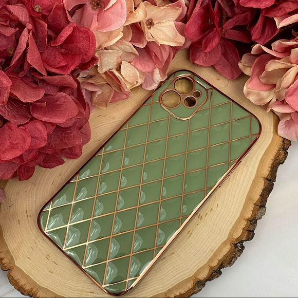 Luxury Sage Green and Gold Electroplated 3D Design iPhone & Samsung Galaxy Case - Picture 6 of 16